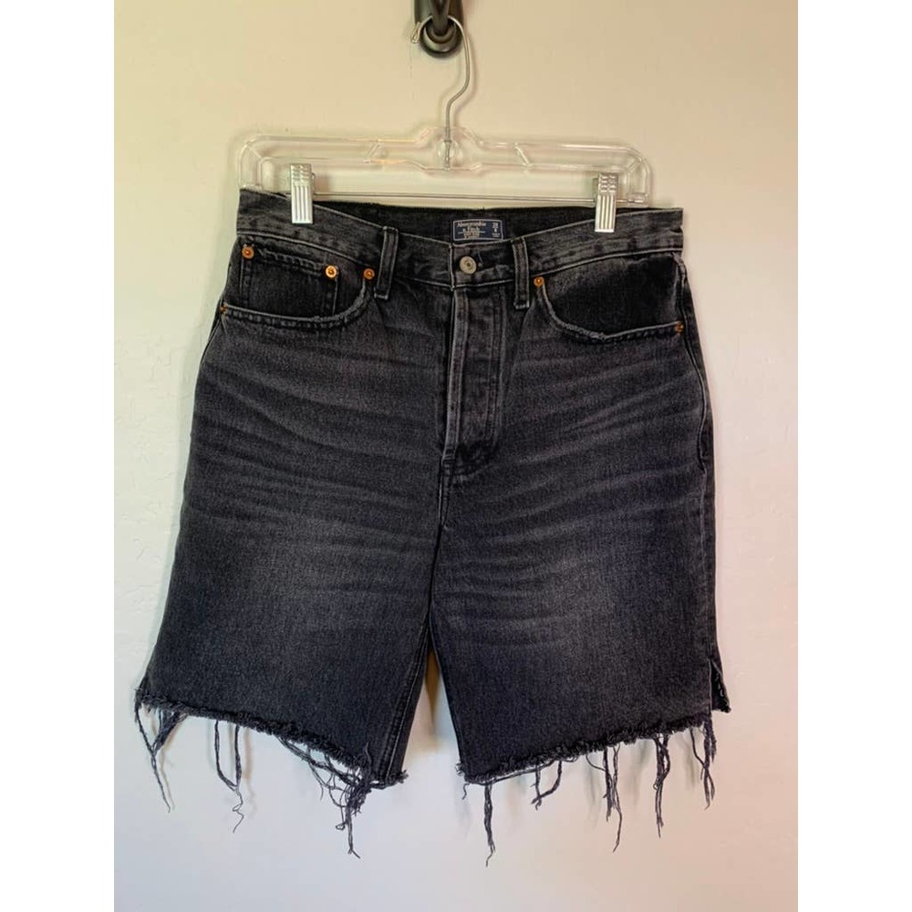 Abercrombie & Fitch | Black Wash High Rise 9" Distressed Short Size 28/6